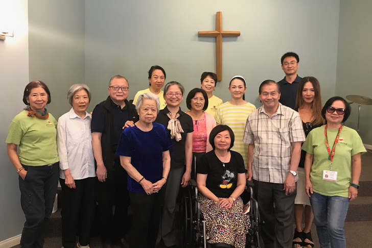 group photo of participants